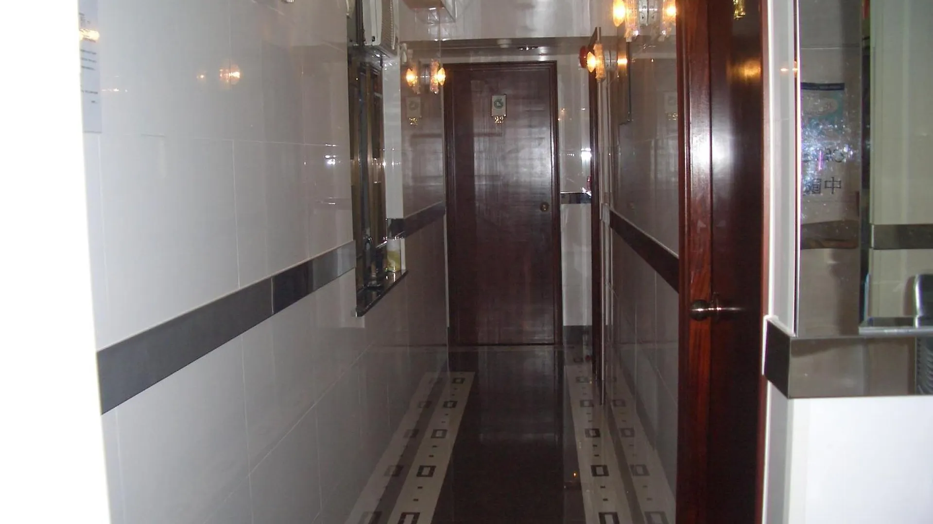 Sun Shine Guest House Hong Kong 0*,  China